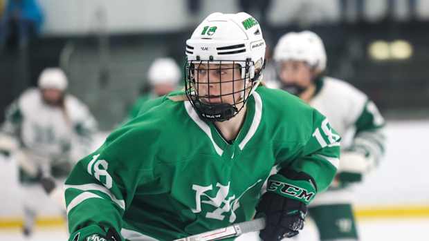 Hill-Murray vs Holy Family Jan19-23 Jeff Lawler38
